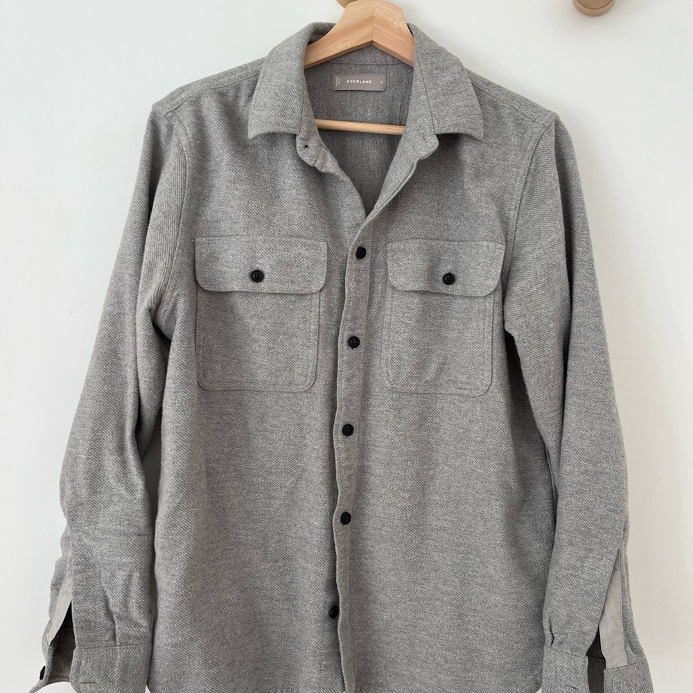 Everlane button down